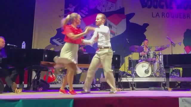 Сборник хороших песен от Валеры (ИИ рулит) №4