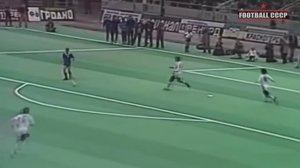 Чемпионат СССР по футболу 1986 год .. На решающий матч в Москве собрались уважаемые люди ...