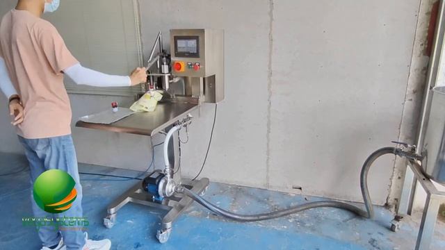 Машина для розлива соков в пакеты Вега/Vega BIB Filling Machine H200