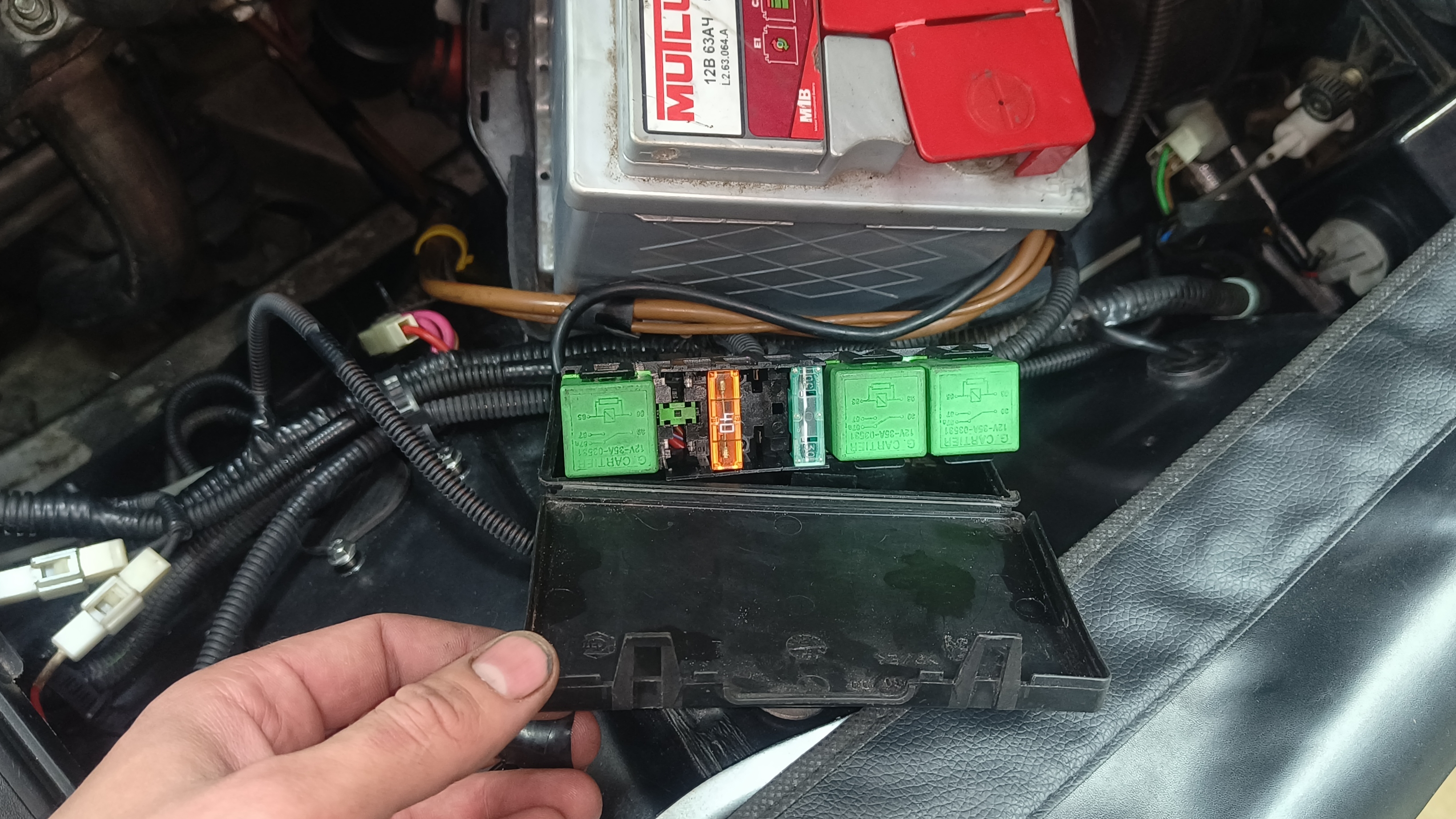 Питание ИКЗ VAG на ВАЗ 2107.