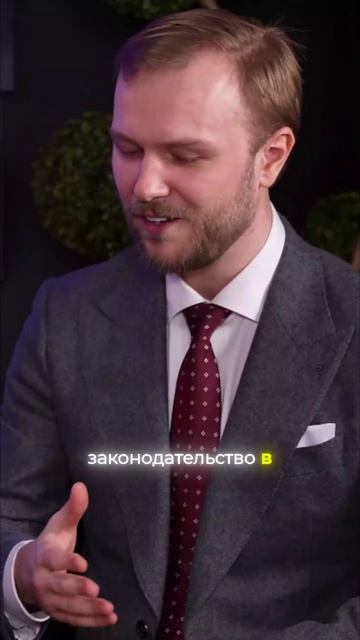 Почему хранить доллары в России опасно?