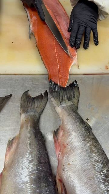 Филе кижуча свежемороженое на коже