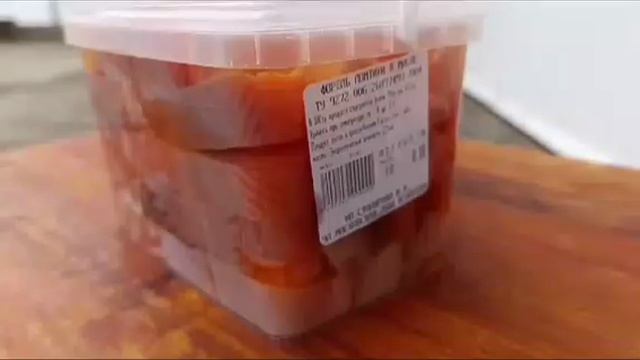 Нежные ломтики форели в масле