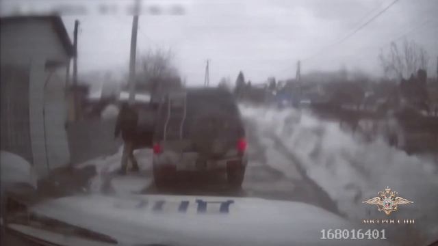 В Горно-Алтайске полицейские задержали любителя поиграть с огнем