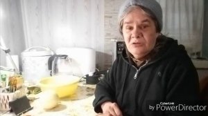 В плохую погоду только пирожки жарить.