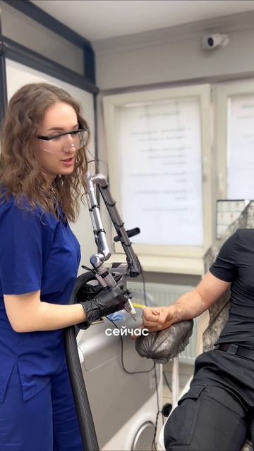 Глеб и Наталья Сергеевна на финишной прямой 🙌
Тату не большая, но сложная. 
Почему то многие считают