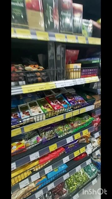 Пов: мне захотелось чего-то сладкого в 19:00