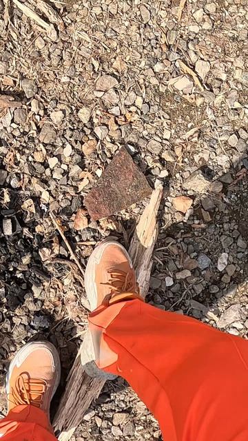 древние люди ковали топор