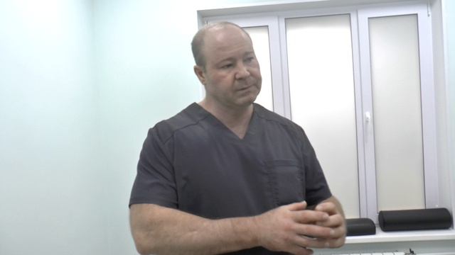 Правка поясницы в провисную. Казакевич Виталий врач физиотерапевт, манульный терапевт