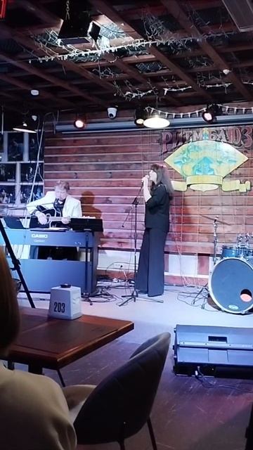 КЛУБ РИТМ БЛЮЗ И СВЯТОЙ АНТОНИО ПРОДАКШН /
ДМИТРИЙ МАЛЬЦЕВ,
СЕРГЕЙ ОСТРОВКИН,
САША МАЛЬЦЕВА Stand Up