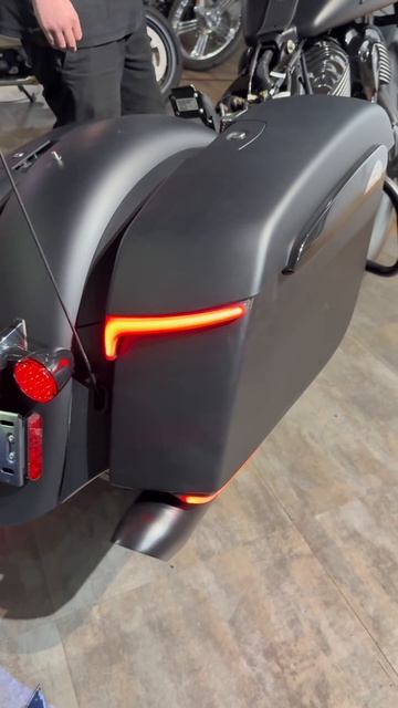 Установка LED компонентов на 2022 INDIAN Chieftain