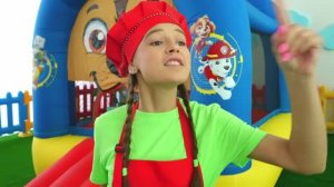 Три Мамы для Оливера!  Кто Лучшая Мама？