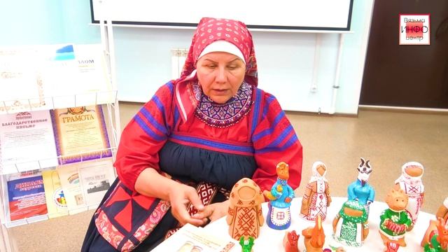 Юные вязьмичи познакомились с «Лукьяновскими потешками» на мастер‑классе в детской библиотеке