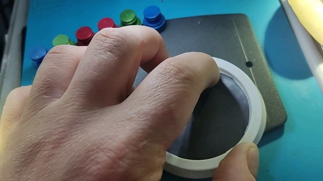 Магнитная торелочка из мусора