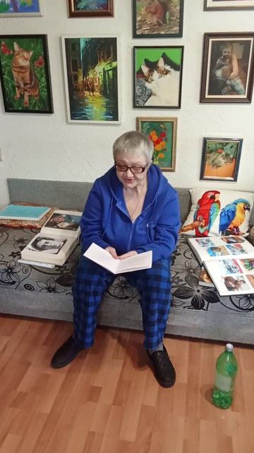 Элла Крылова. Шутки в сторону абсурда.