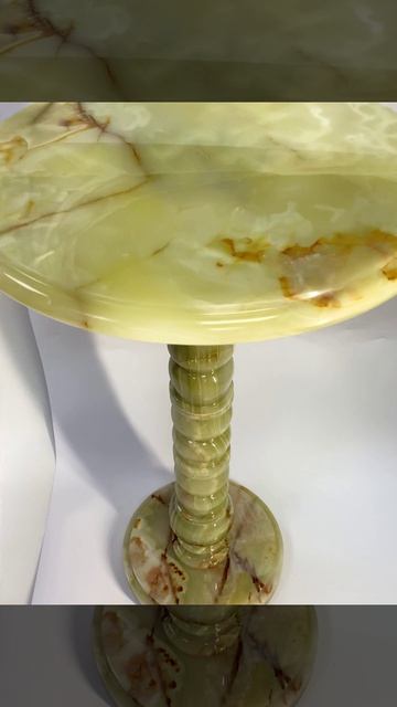 Стол из оникса 400*400*680мм. 1212504-17