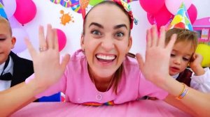 Влад и Ники готовят для мамы и другие веселые истории для детей