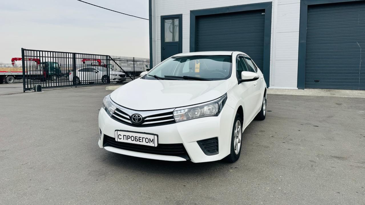 Toyota Corolla, 2013 год