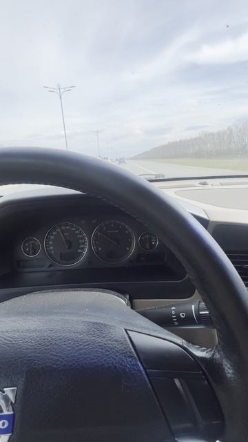 Коробка вышла из аварии