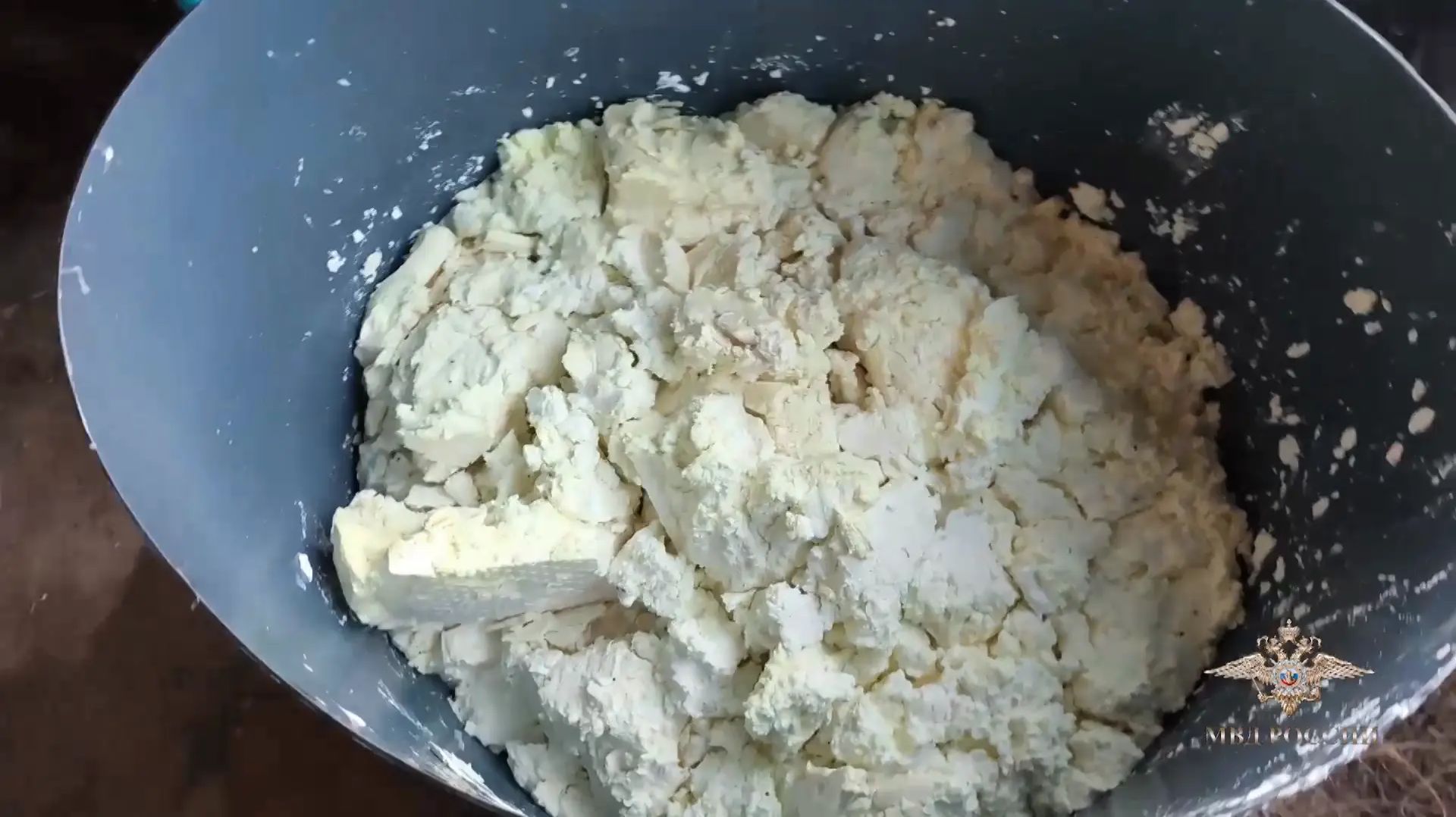 Пресечена деятельность нарколаборатории, которая производила 100 кг мефедрона в месяц