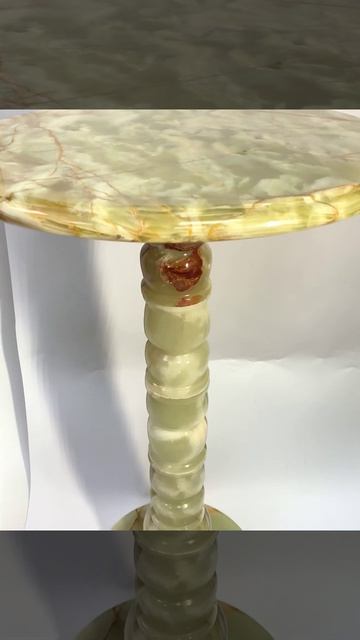 Стол из оникса 400*400*680мм. 1212504-15