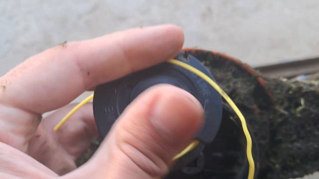 Замена лески в аккумуляторном триммере Patriot с автоматической подачей лески