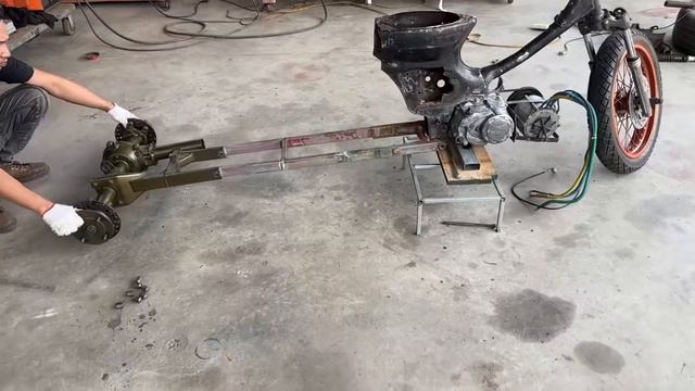 Ручная переделка, восстановление старых автомобилей, которые жалко выбрасывать.