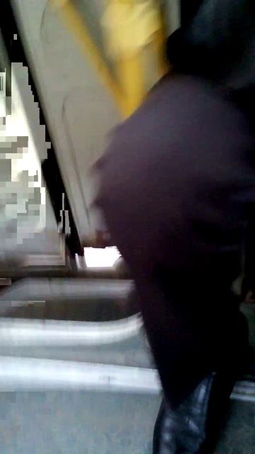 116)ЕДУТ СО ШКОЛЫ МАМА И ВИОЛЕТТА