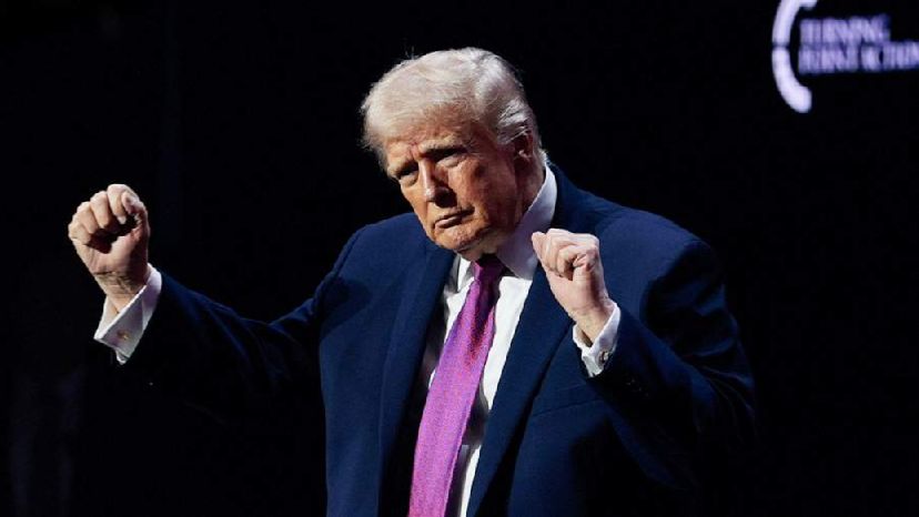 Американские эксперты заявили о возможном расколе в команде Трампа