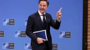 Генсек НАТО созвонился с «троянским конем» России