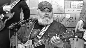 СЫГРАЙ, МАЭСТРО, МОЙ ЛЮБИМЫЙ БЛЮЗ