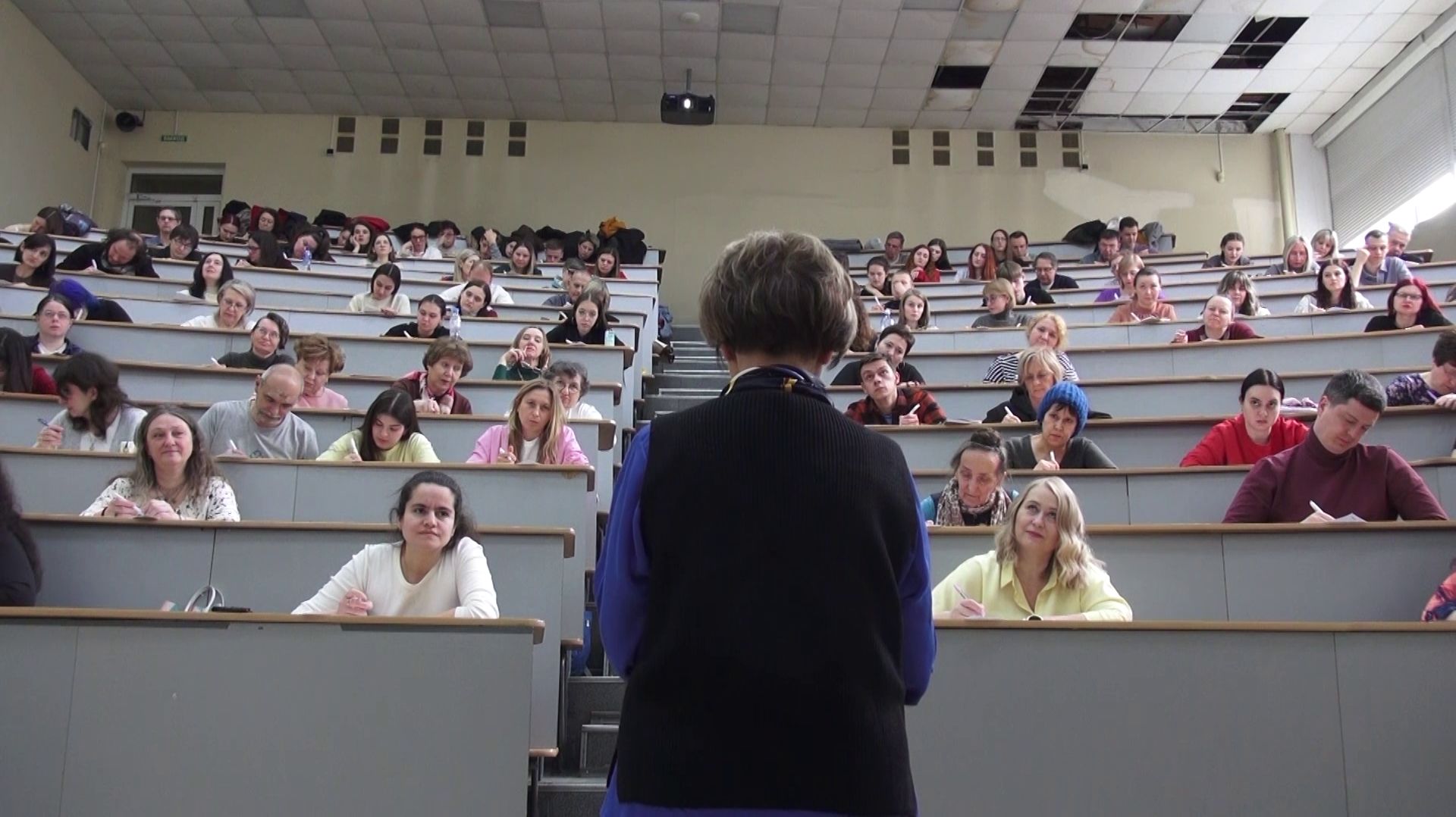 Грамотность в эпоху ИИ: что показал Тотальный диктант в Новосибирске