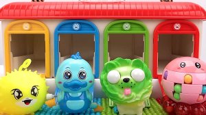 Первые игрушки для малышей. Разноцветный гараж. Звуки АСМР. Игрушки