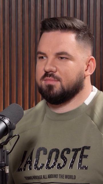 ПОРУГАТЬСЯ С ТРЕНЕРОМ? И ТАКОЕ БЫВАЕТ Дима Лызик #shorts #лицаволейбола #volleyball #podcast #sport