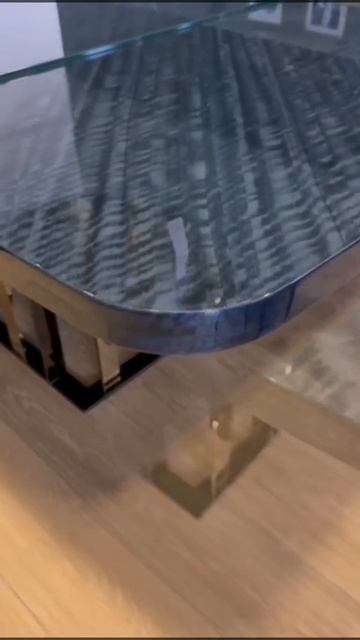 Обеденный стол ROBEN от Zanaboni с синей мраморной столешницей в наличии на ARDEFO.RU