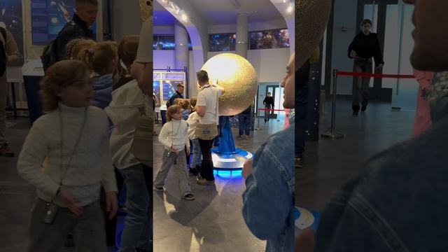 Московский планетарий. Стейк Рибай за 800 руб, и опера у Станиславского