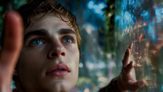 ЛАБИРИНТ ИЛЛЮЗИЙ.