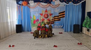 Стихотворение Алексея Суркова «Утро Победы»