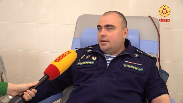 «Ради спасения других!»: жителям Чувашии присвоили нагрудные знаки «Почётный донор России»