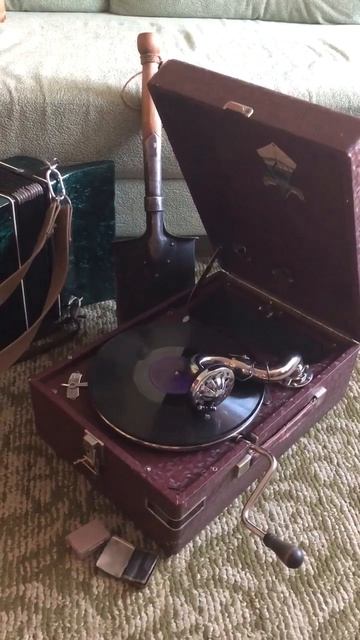 «Три танкиста» (продолжение) А. Орфенов, И. Шмелев Покрасс - Ласкин