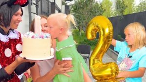 СОФУНЬЯ ШАЛУНЬЯ - ЗАБЫЛИ ПРО СЕСТРЫ ДЕНЬ РОЖДЕНИЯ.