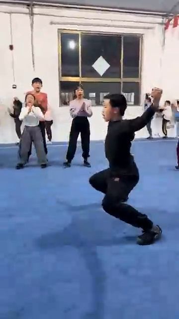 Настоящее шоу навыков кунг-фу👍