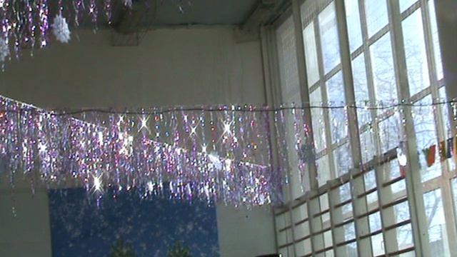 164)Ц ЁЛКА В ШКОЛЕ 1В