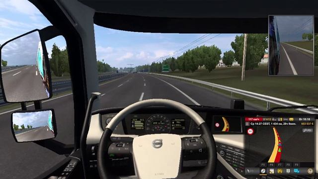 Euro Truck Simulator 2  сегодня я чуть не врезался на грузовике в загрождение