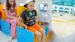 Влад и Ники их первый день в школе и другие видео для детей