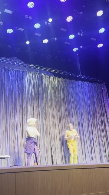 Мария Порошина и Ярослав Бойко в романтической комедии «Снежный вальс».