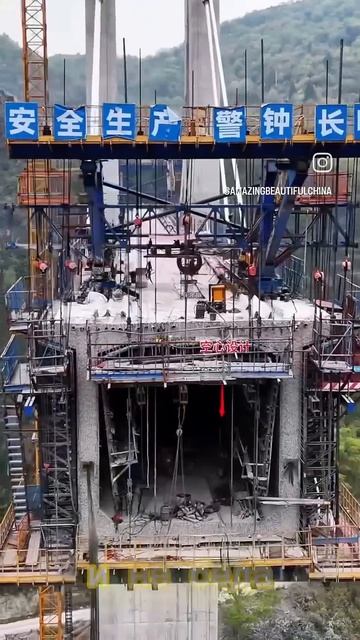 Вантовые мосты с их тонкими натянутыми тросами часто напоминают гигантскую музыкальную арфу