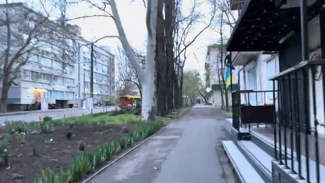 ОДЕССА 21 АПРЕЛЯ 2026. ДЕПУТАТ ОТМАЗЫВАЕТ ПОЛИЦЕЙСКИХ, БРОСИВШИХ ГРАЖДАНСКИХ ВО ВРЕМЯ ТЕРАКТА!