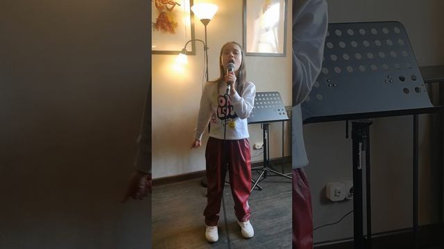 мужчины ушли