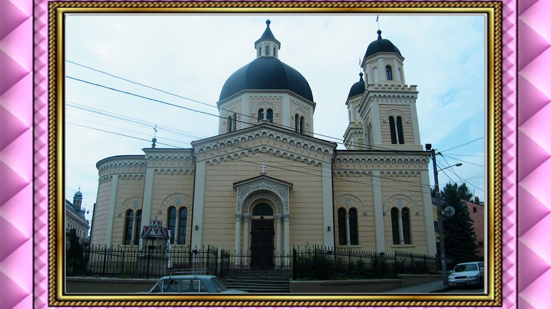 Прогулянка   церквою  святої  Параскеви